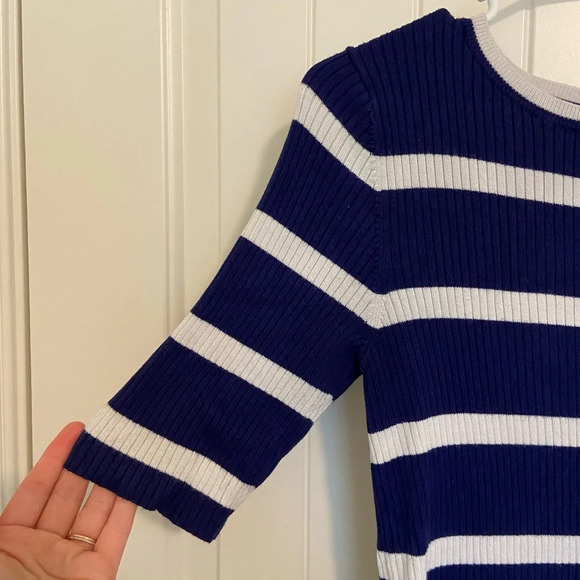 Express‎ women’s blue striped stretchy thin knit sweater — large - Picture 2 of 6